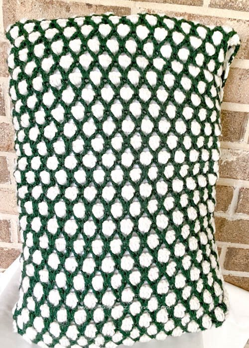 Crochet-Pillow-Cover3.jpg