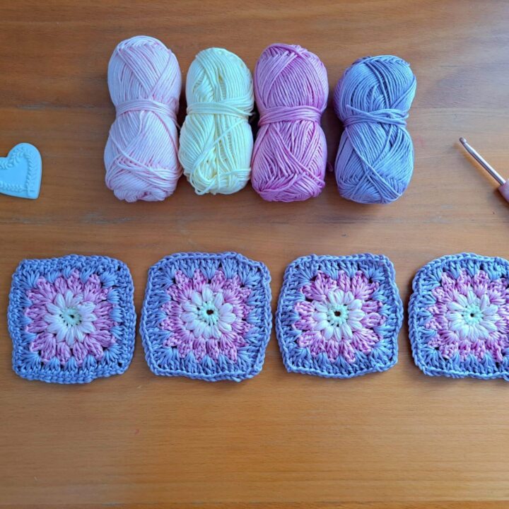 Image for Crochet Daisy Granny Square Free Pattern