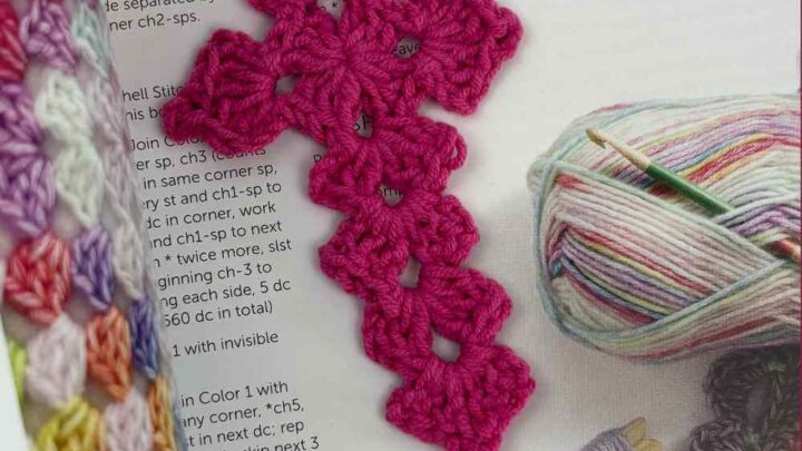 KCC CrossBookmark Pin1