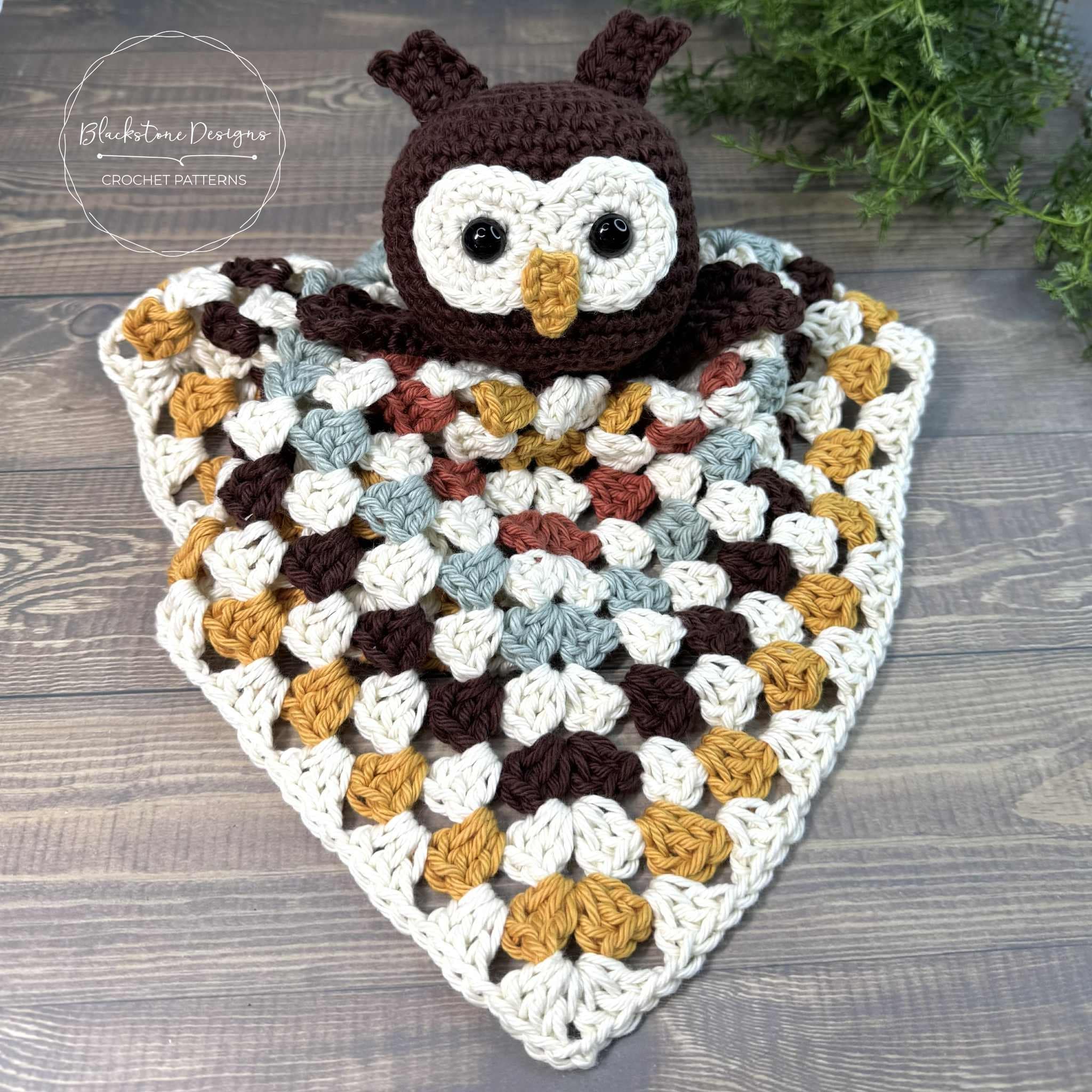 Owl Granny Square Lovey Blanket c1 wm