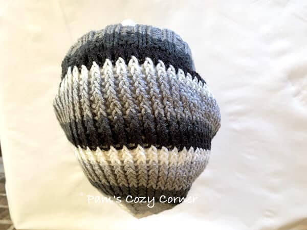 Red Heart knit hat pattern