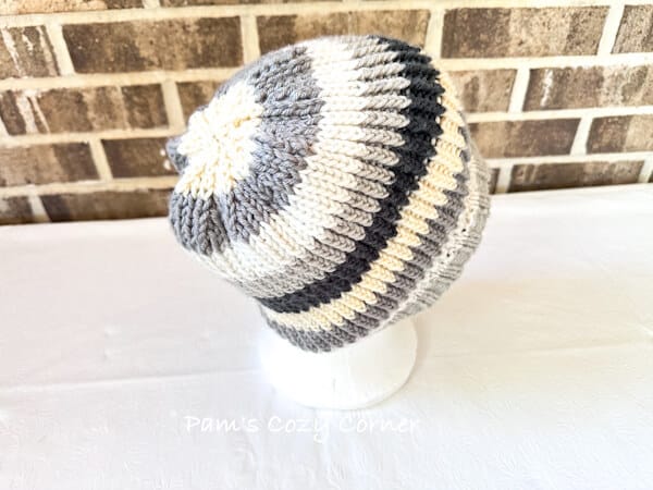 Easy knit hat pattern-free pattern