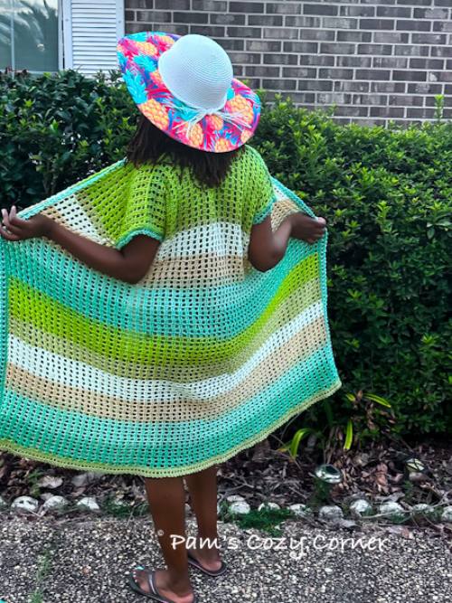 Easy crochet stitch pattern detail for sleeveless cardigan