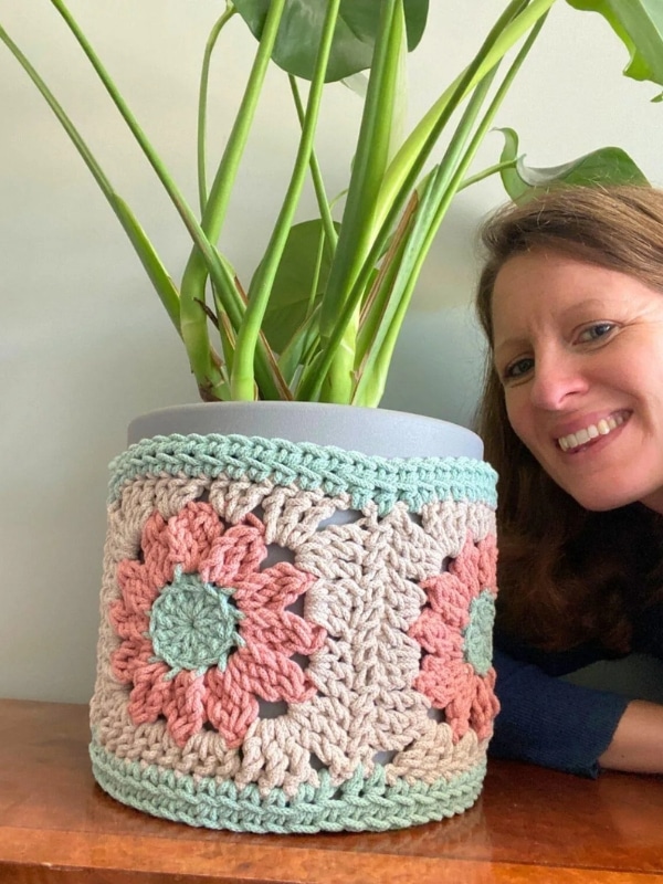 10 FRee Crochet Granny Square Patterns 5 Crochet Granny Square Pot Plant Cover