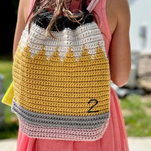 10 Free Crochet Back to school Patterns 5 Crochet pencil backpack